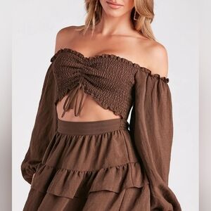 Windsor Brown Off-Shoulder Smocked Crop Dress SZ Small Like New